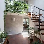 Gioia House